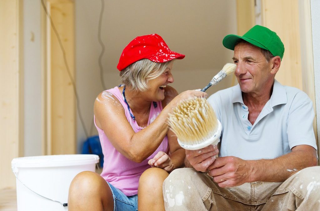 Italiani e fai da te: le abitudini degli over 65