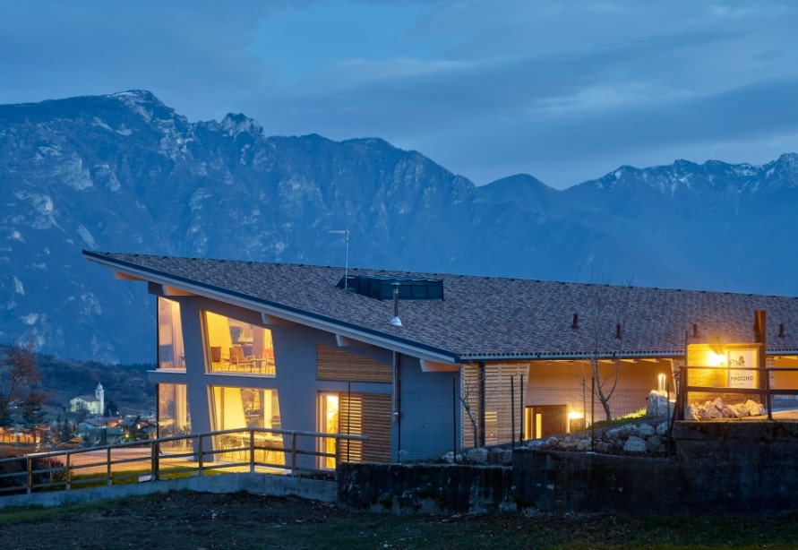 CHALET PINOCCHIO: REALIZZATO DA RUBNER HAUS CON UNA VISTA MOZZAFIATO SULLE DOLOMITI