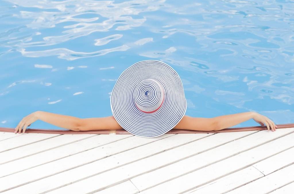 Da ManoMano il vademecum per una piscina sicura e accessibile a tutti